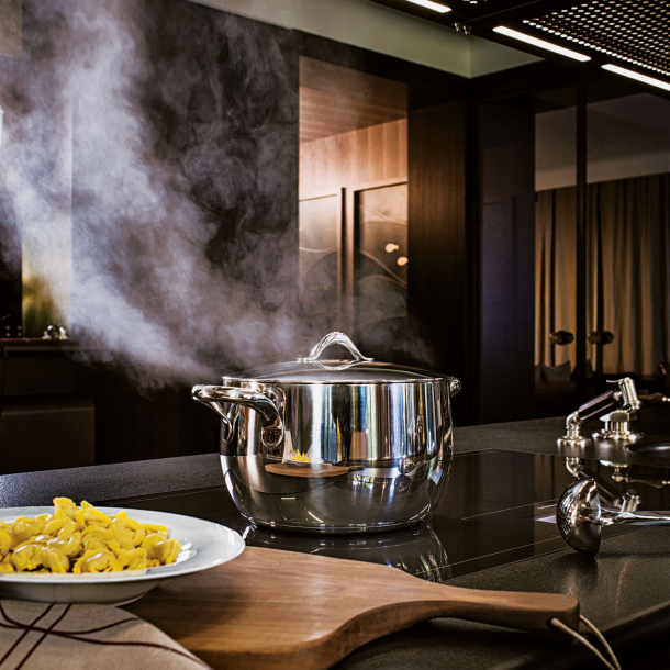 KIKKA grydest - 4 gryder + 3 lg