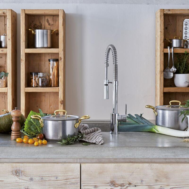 Vintage grydest - 4 gryder + 3 lg